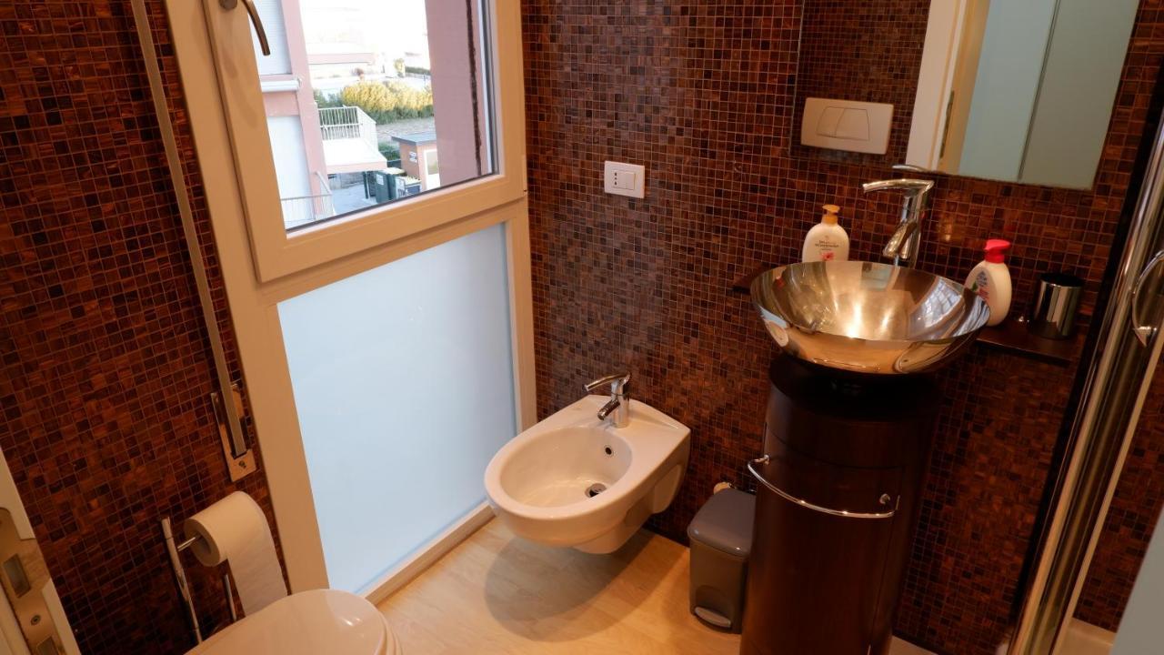 App4Rent Augustus Sea View - Family House - Wifi&Parking - 3 Rooms Lido di Jesolo Exterior photo